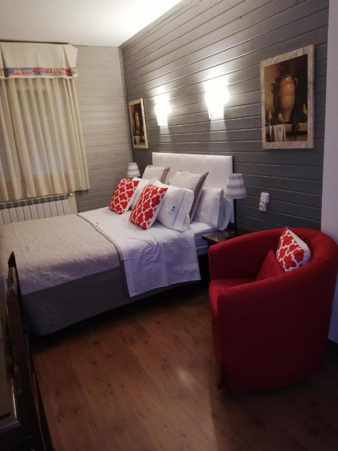 Hostal Martin - Sanabria Ribadelago 外观 照片