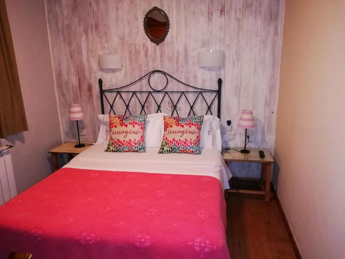 Hostal Martin - Sanabria Ribadelago 外观 照片
