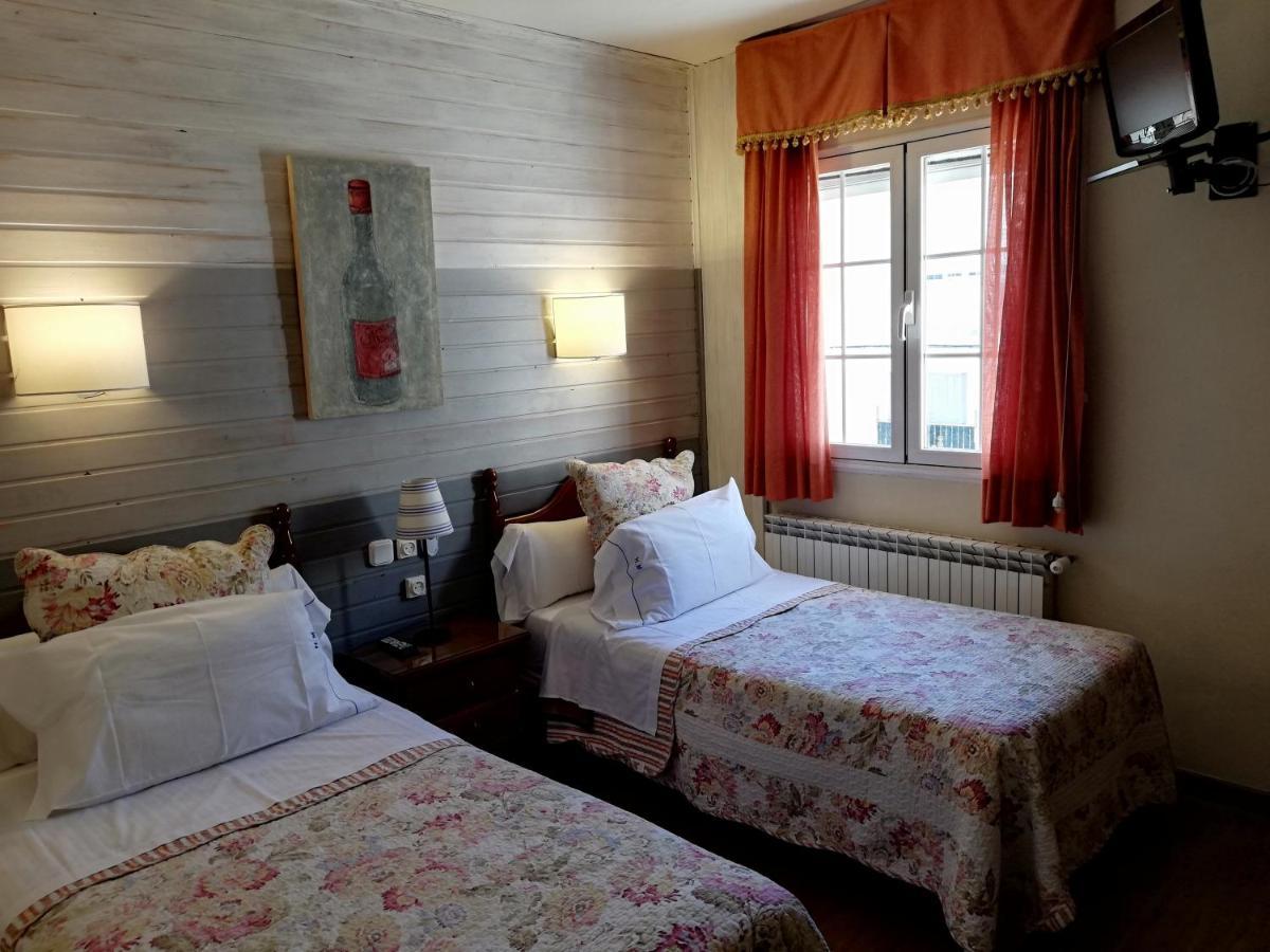 Hostal Martin - Sanabria Ribadelago 外观 照片
