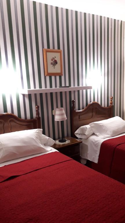 Hostal Martin - Sanabria Ribadelago 外观 照片