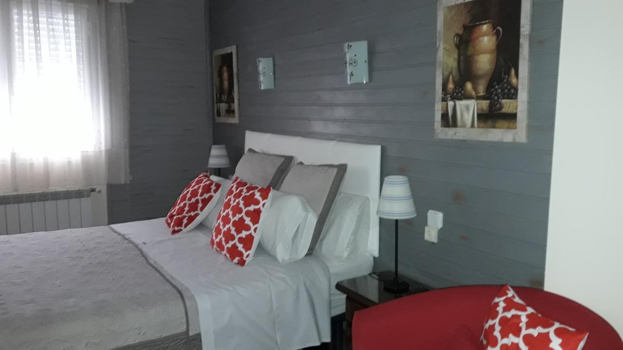 Hostal Martin - Sanabria Ribadelago 外观 照片