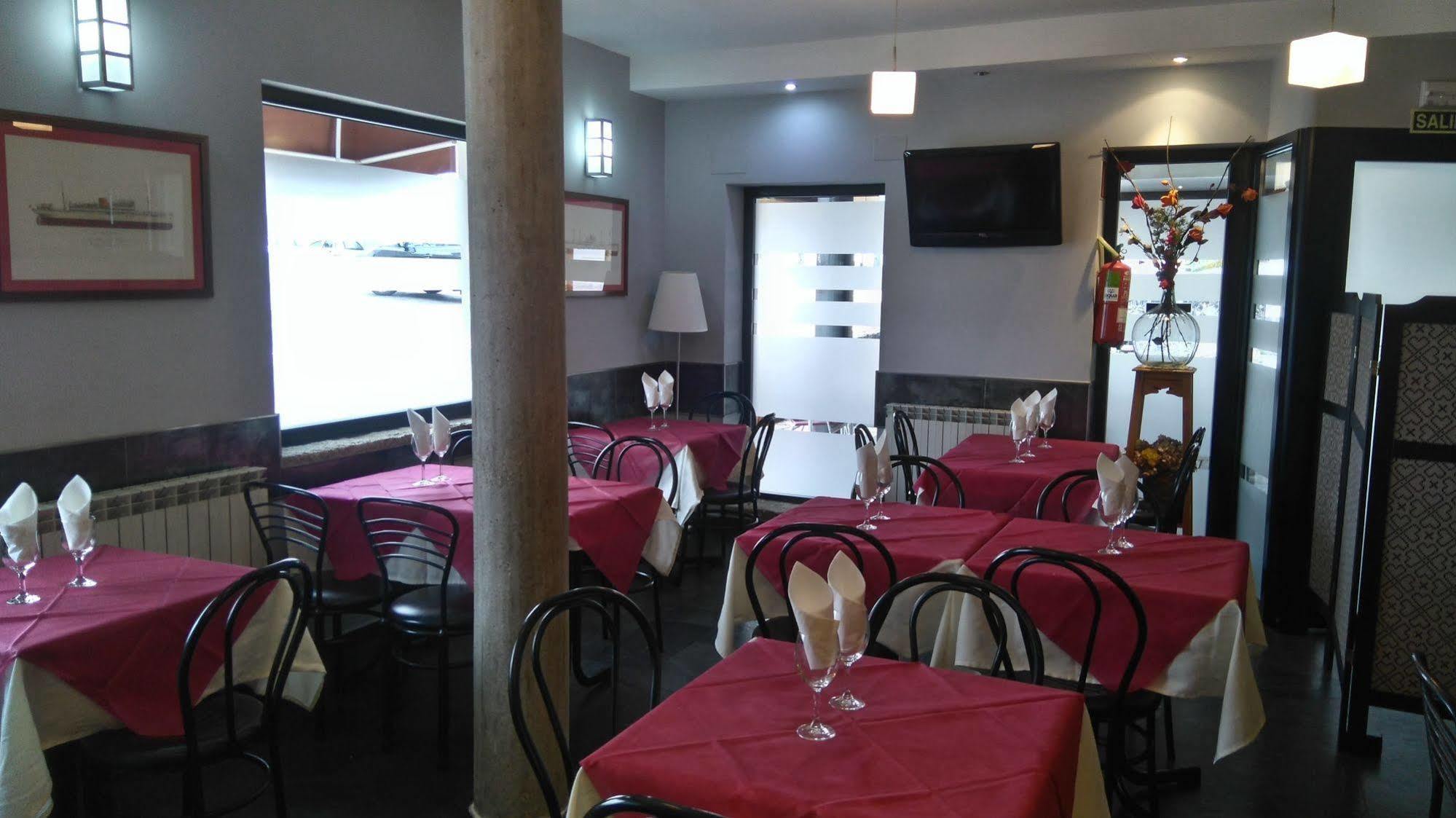 Hostal Martin - Sanabria Ribadelago 外观 照片