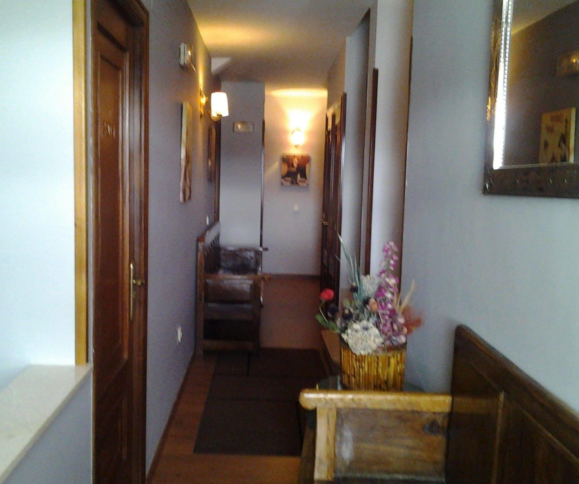 Hostal Martin - Sanabria Ribadelago 外观 照片